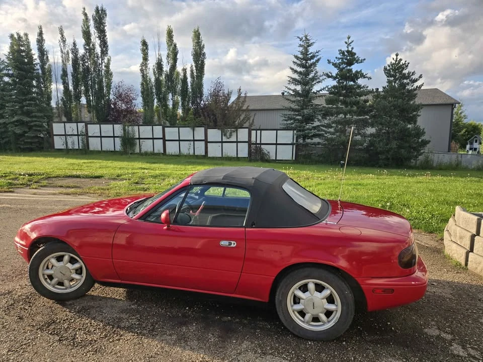 1990 Mazda NA MX-5 Miata - Image 7 of 11