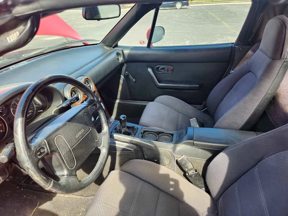 1990 Mazda NA MX-5 Miata - Image 4 of 4