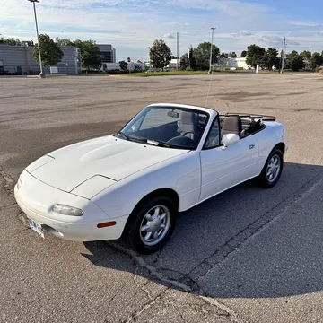1990 Mazda MX-5 Miata RF