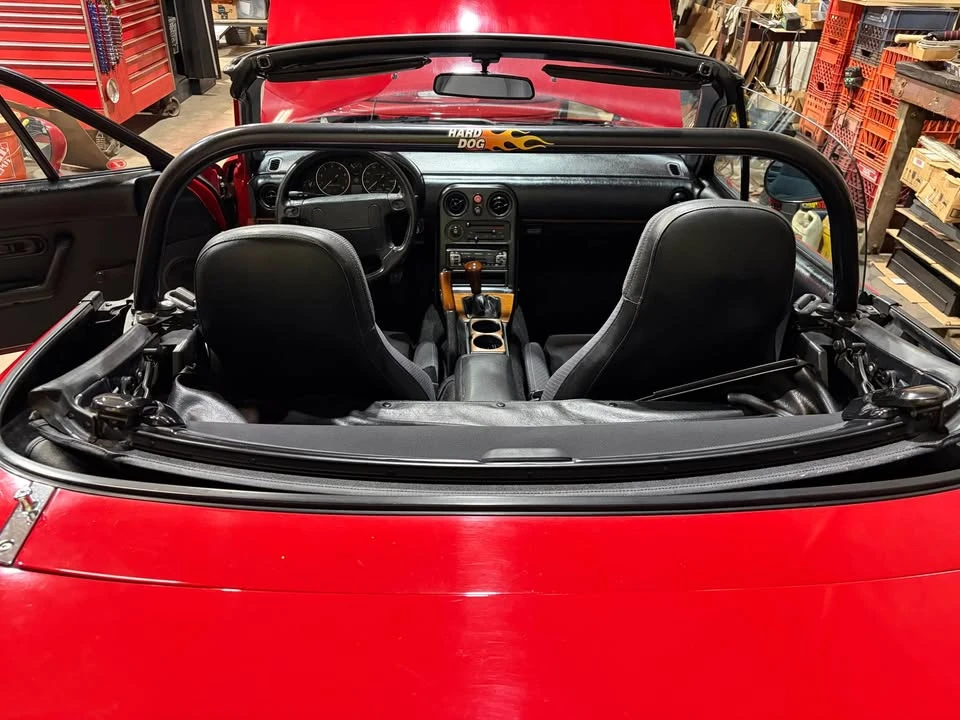 1990 Mazda NA MX-5 Miata - Image 17 of 19