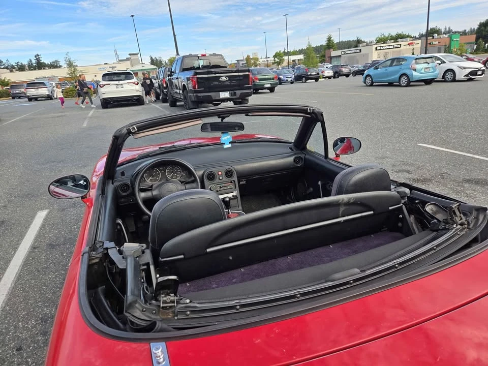 1990 Mazda NA MX-5 Miata - Image 6 of 11