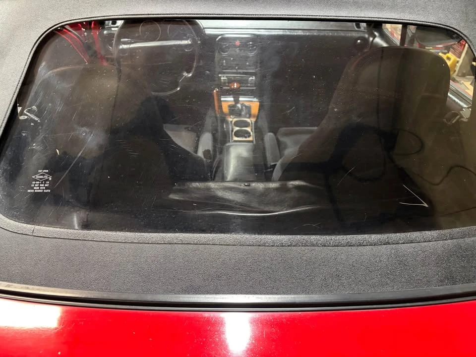 1990 Mazda NA MX-5 Miata - Image 16 of 19