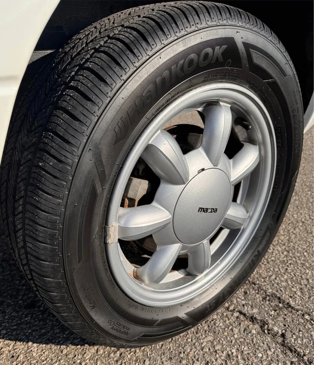1990 Mazda NA MX-5 Miata - Image 9 of 10