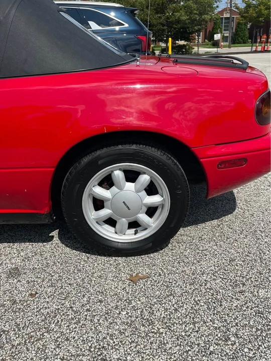 1990 Mazda NA MX-5 Miata - Image 13 of 14