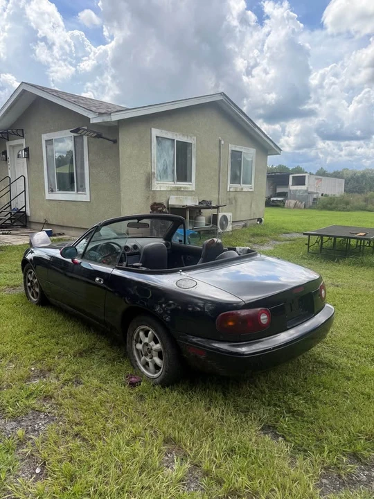 1990 Mazda NA MX-5 Miata - Image 3 of 10