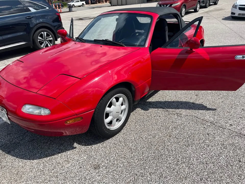 1990 Mazda NA MX-5 Miata - Image 8 of 14