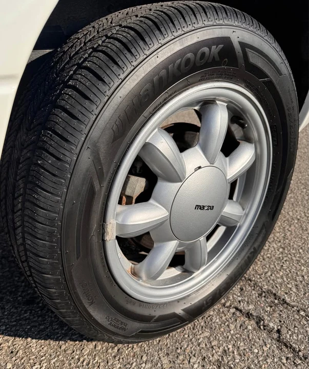 1990 Mazda NA MX-5 Miata - Image 9 of 10