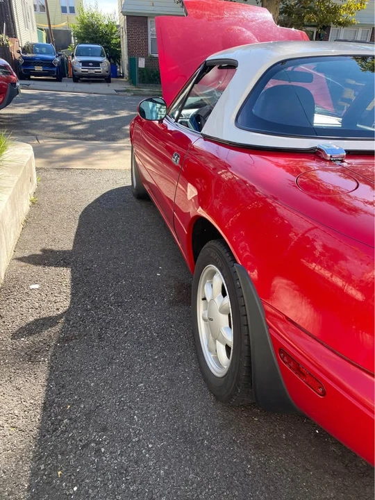 1990 Mazda NA MX-5 Miata - Image 8 of 18