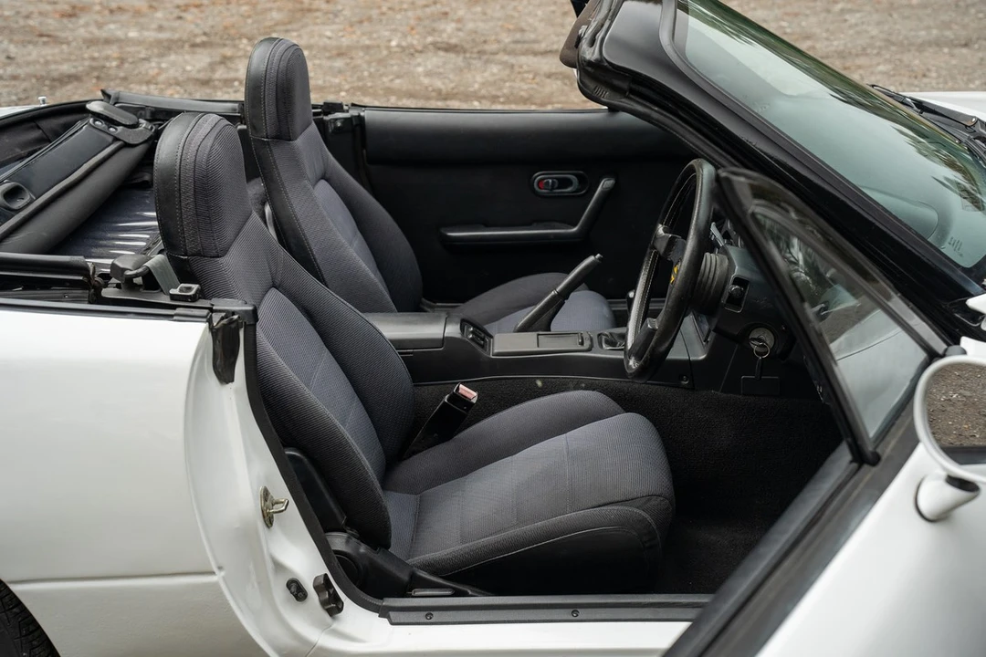 1990 Mazda NA MX-5 Miata - Image 26 of 30
