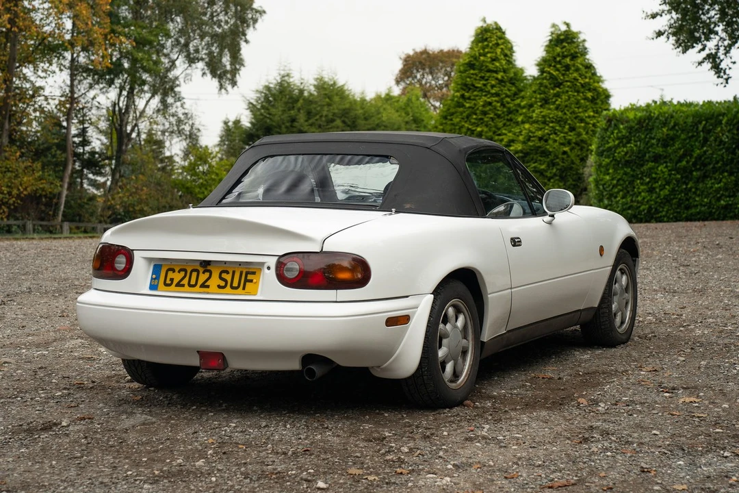 1990 Mazda NA MX-5 Miata - Image 17 of 30