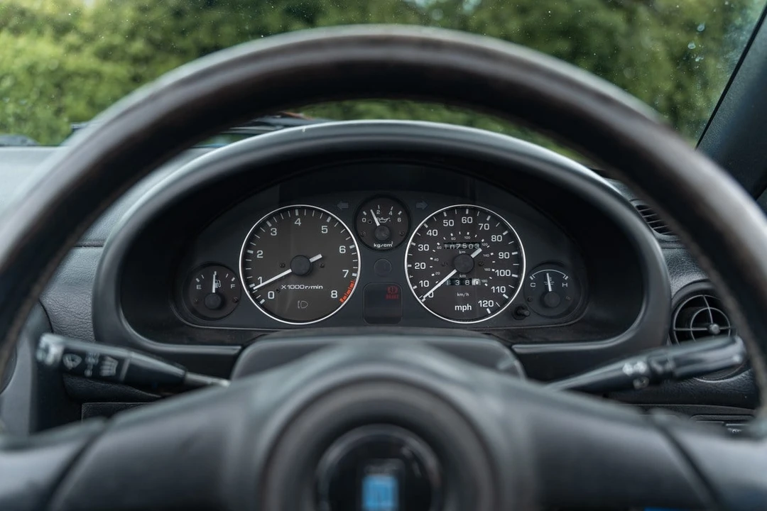 1990 Mazda NA MX-5 Miata - Image 23 of 30