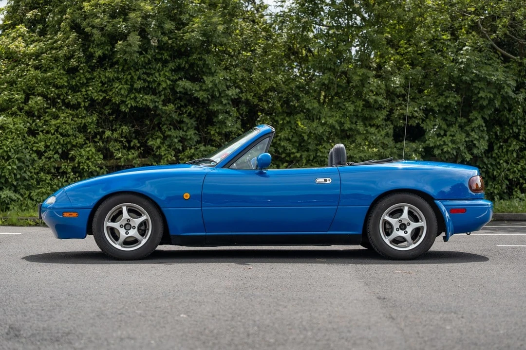 1990 Mazda NA MX-5 Miata - Image 6 of 30