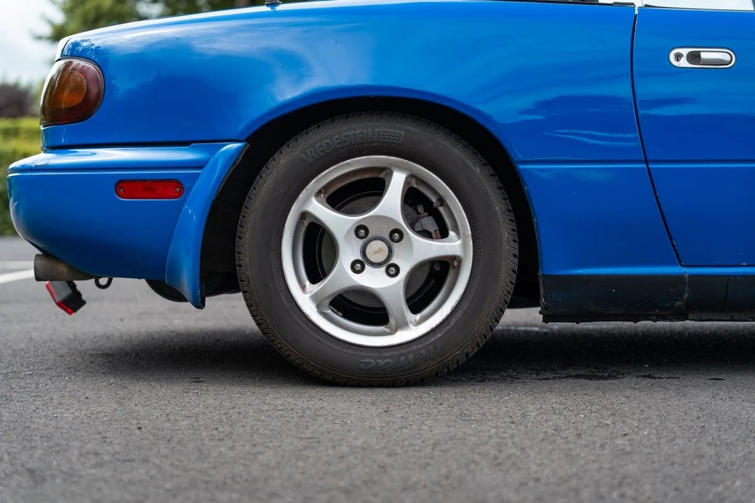 1990 Mazda NA MX-5 Miata - Image 20 of 30