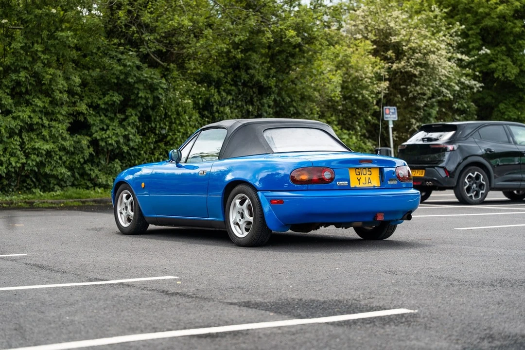 1990 Mazda NA MX-5 Miata - Image 17 of 30