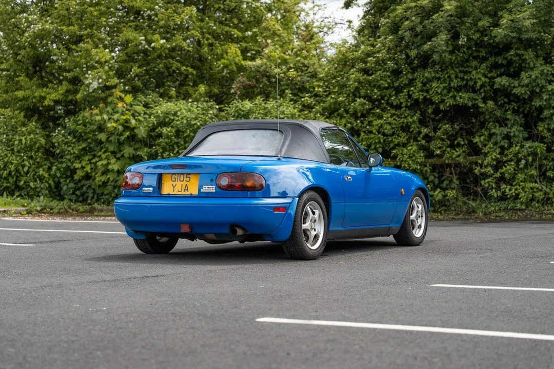 1990 Mazda NA MX-5 Miata - Image 15 of 30