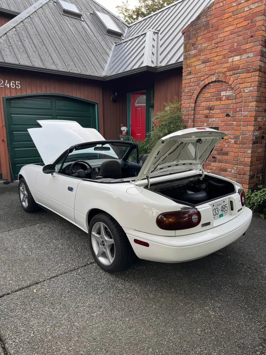 1990 Mazda NA MX-5 Miata - Image 2 of 9