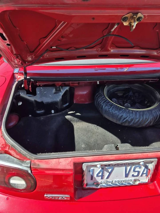 1990 Mazda NA MX-5 Miata - Image 12 of 12