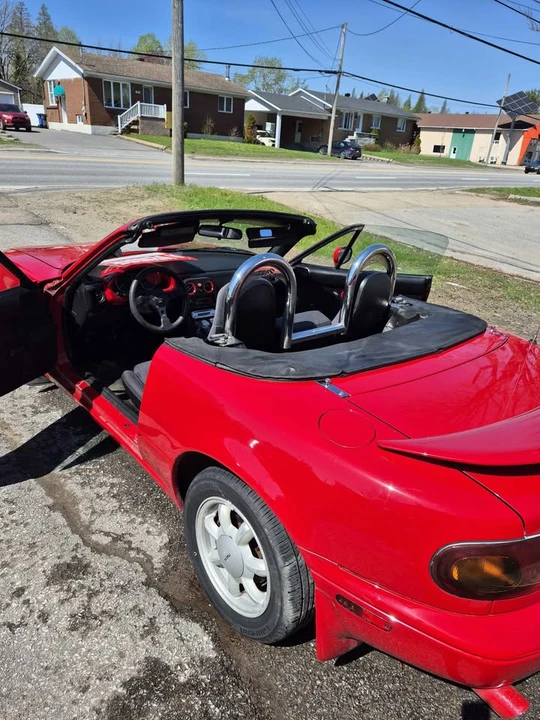 1990 Mazda NA MX-5 Miata - Image 10 of 12