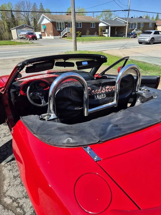 1990 Mazda NA MX-5 Miata - Image 6 of 12