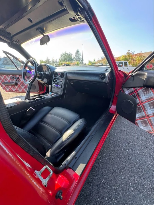 1990 Mazda NA MX-5 Miata - Image 9 of 11