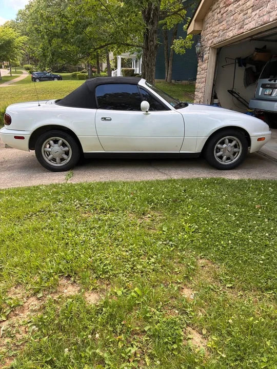 1990 Mazda NA MX-5 Miata - Image 3 of 11