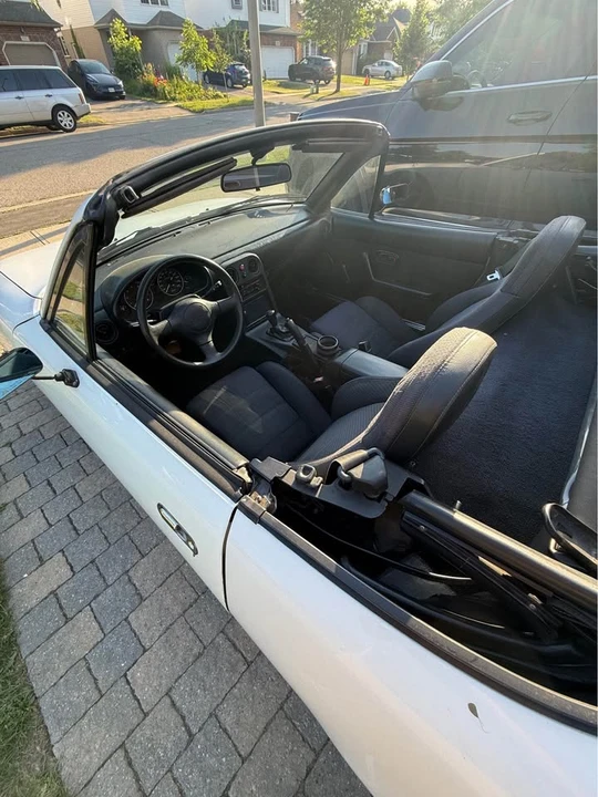 1990 Mazda NA MX-5 Miata - Image 4 of 9