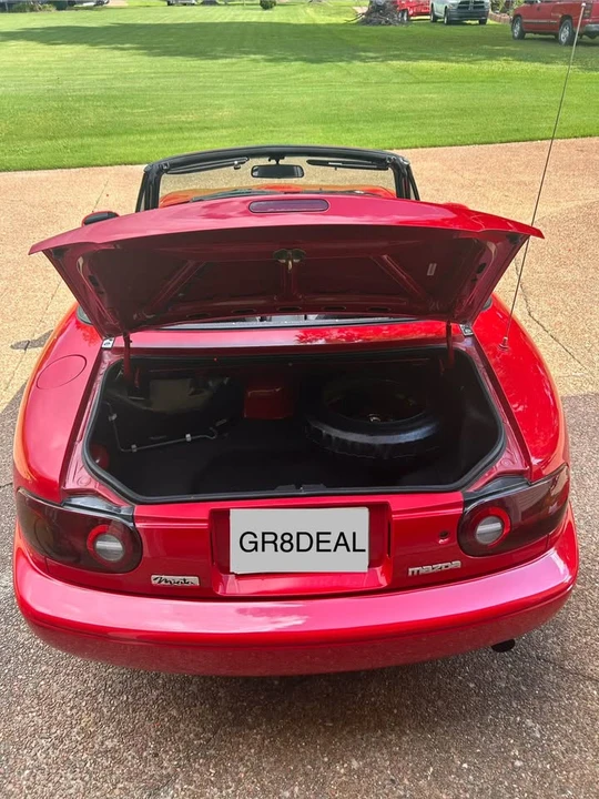 1990 Mazda NA MX-5 Miata - Image 11 of 19