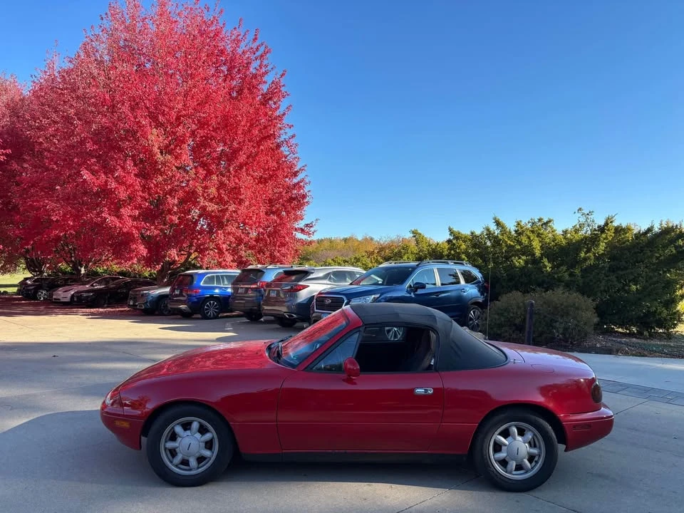 1990 Mazda NA MX-5 Miata - Image 17 of 20