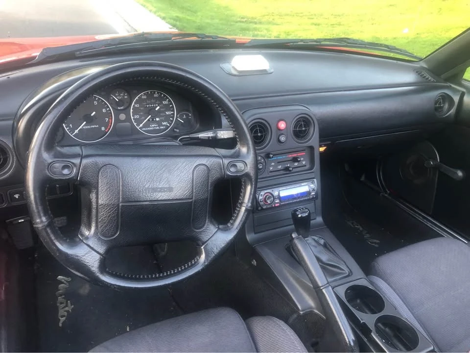 1990 Mazda NA MX-5 Miata - Image 13 of 20