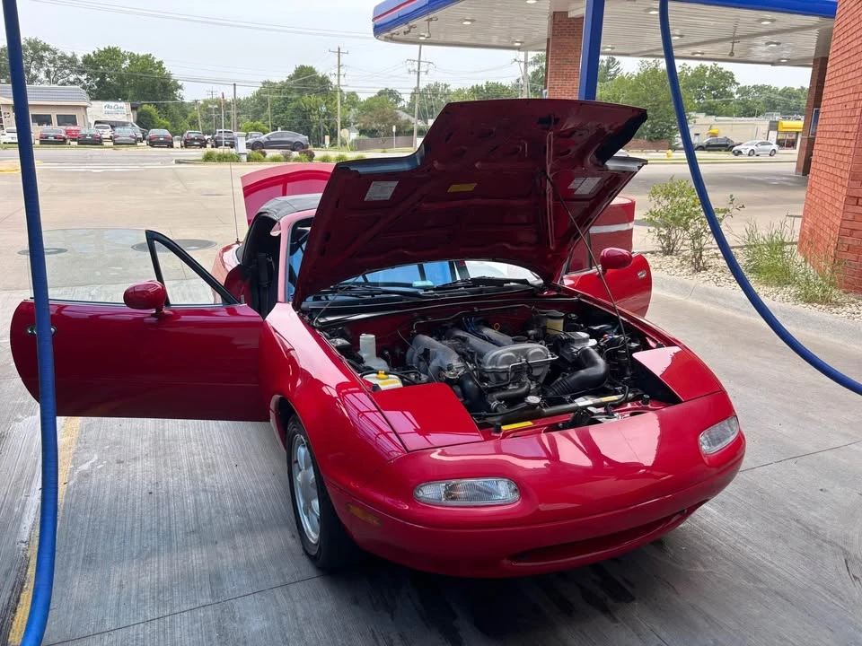 1990 Mazda NA MX-5 Miata - Image 9 of 20