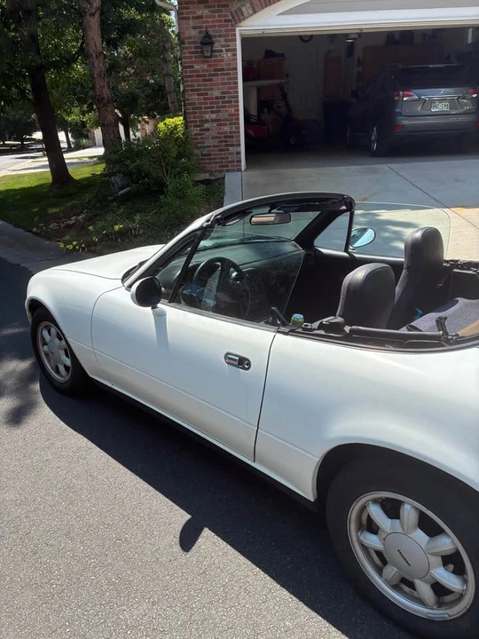 1990 Mazda NA MX-5 Miata - Image 3 of 7