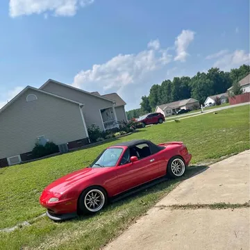 1990 Mazda MX-5 Club Convertible 2D