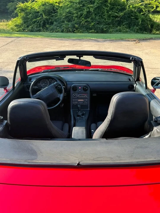1990 Mazda NA MX-5 Miata - Image 4 of 8