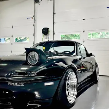 1990 Mazda MX-5 Club Sport Convertible 2D