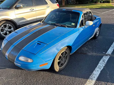 1990 Mazda MX-5 Club Sport Convertible 2D