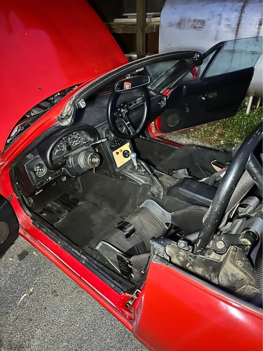 1990 Mazda NA MX-5 Miata - Image 6 of 13