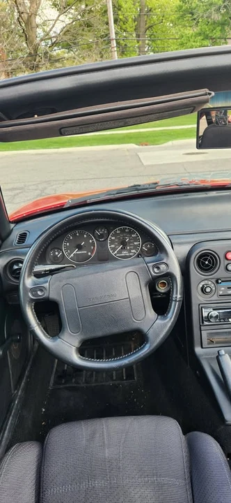 1990 Mazda NA MX-5 Miata - Image 13 of 16
