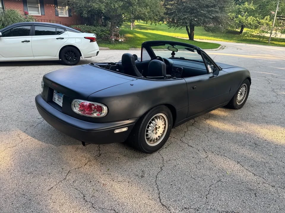 1990 Mazda NA MX-5 Miata - Image 6 of 10