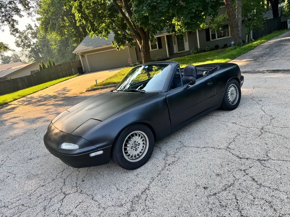 1990 Mazda NA MX-5 Miata - Image 2 of 10