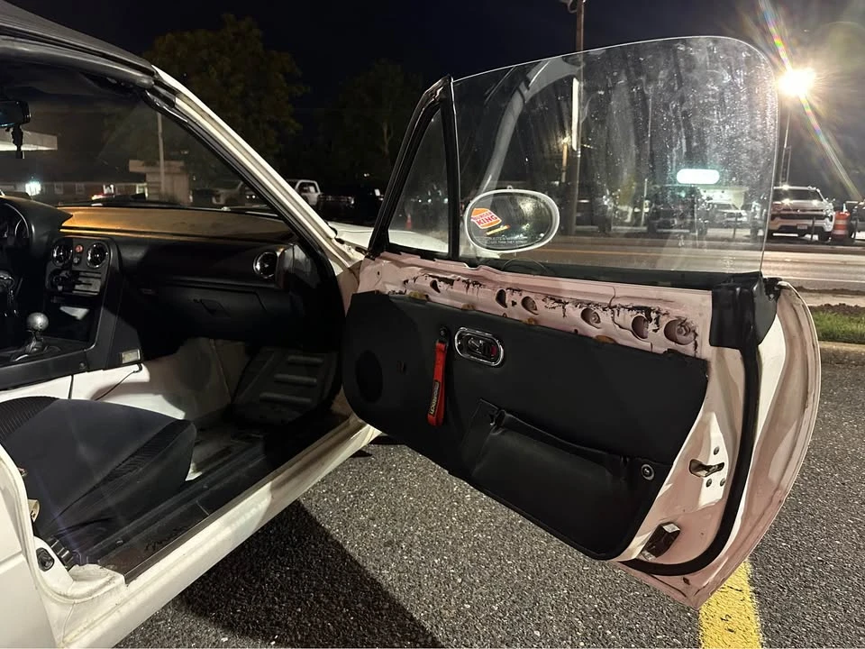 1990 Mazda NA MX-5 Miata - Image 8 of 9