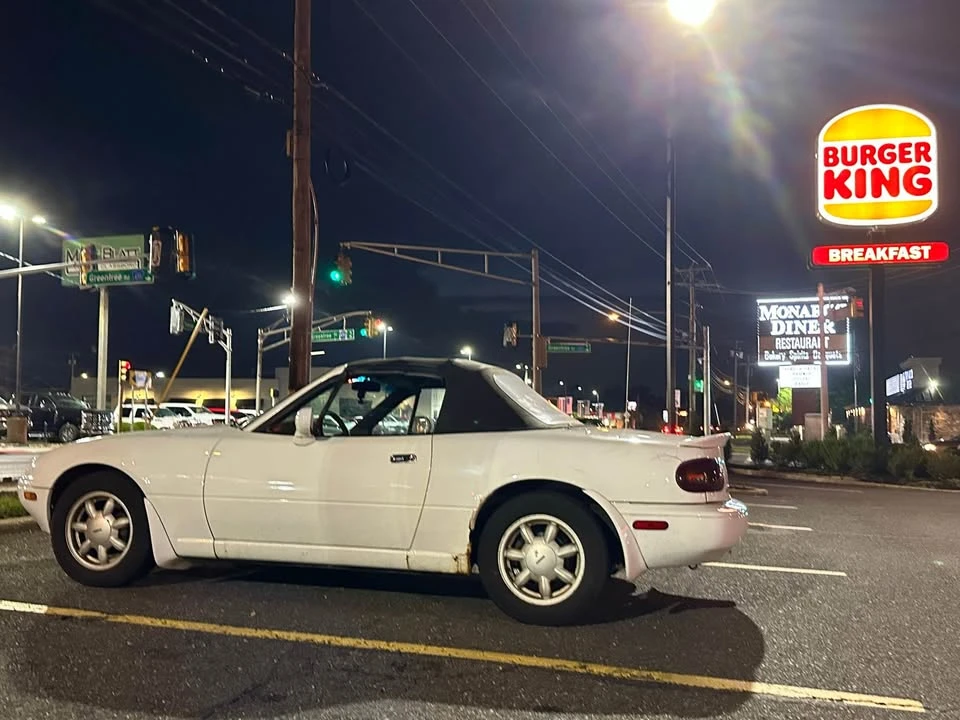 1990 Mazda NA MX-5 Miata - Image 3 of 9