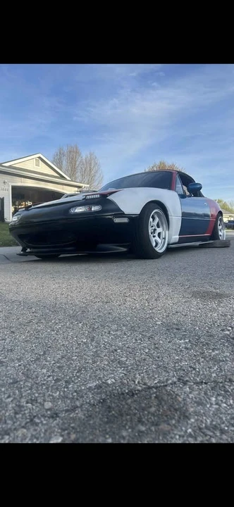 1990 Mazda NA MX-5 Miata - Image 2 of 16