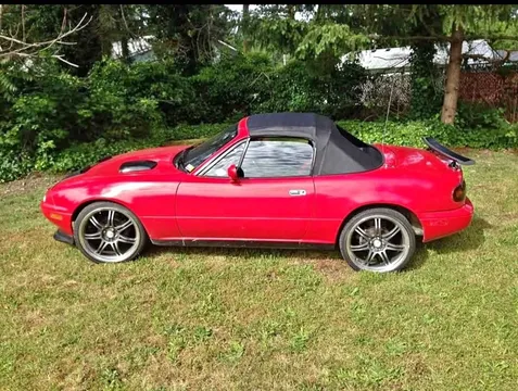 1990 Mazda MX-5 Miata Convertible