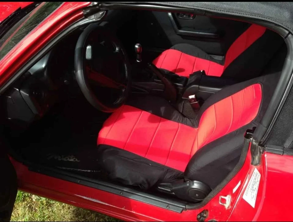 1990 Mazda NA MX-5 Miata - Image 8 of 12