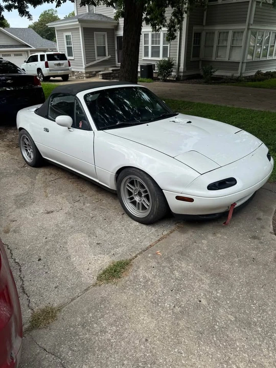 1990 Mazda NA MX-5 Miata - Image 7 of 13