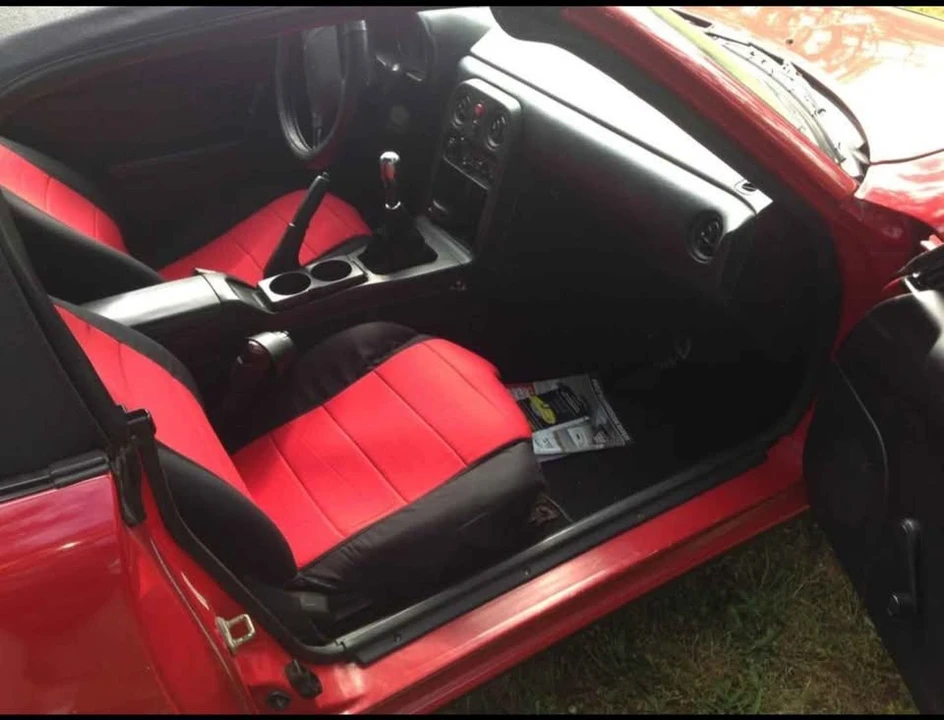 1990 Mazda NA MX-5 Miata - Image 5 of 12