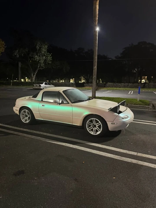 1990 Mazda NA MX-5 Miata - Image 7 of 7
