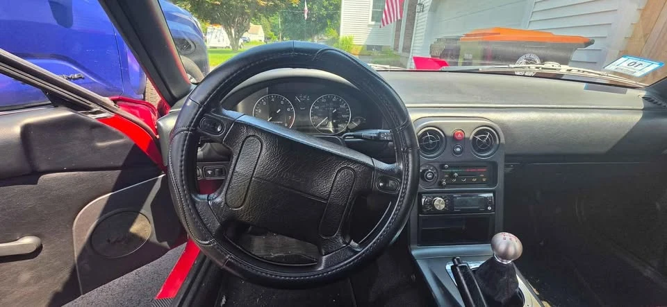 1990 Mazda NA MX-5 Miata - Image 4 of 9