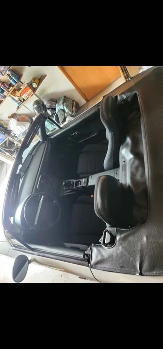 1990 Mazda NA MX-5 Miata - Image 5 of 8