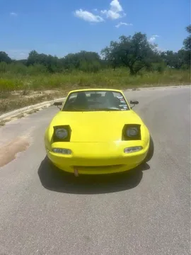 1990 Mazda MX-5 Miata Convertible 2D